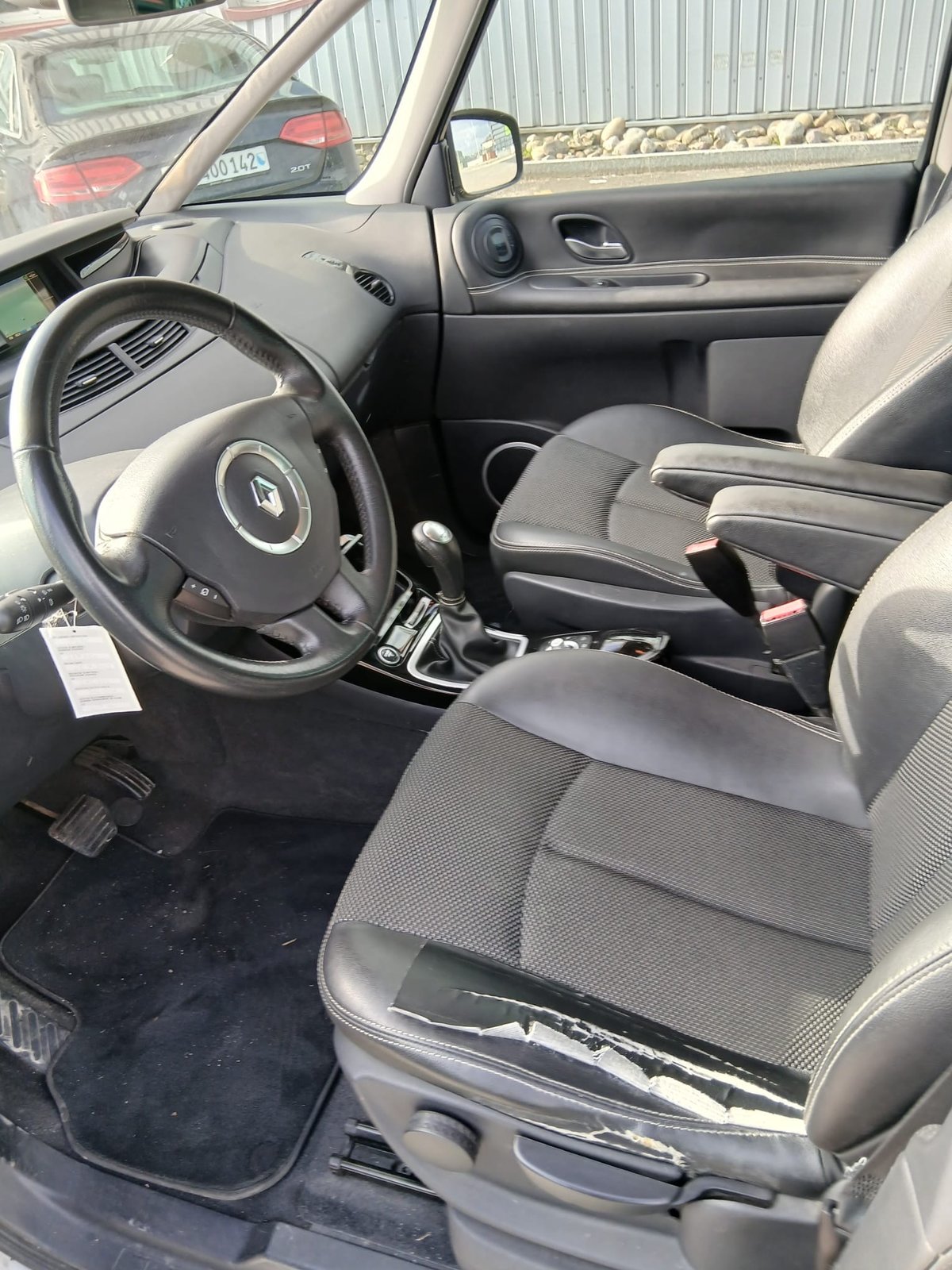 RENAULT Grand Espace 2.0 dCi Swiss Edition Automatic /078 92, Diesel, Occasion / Utilisé, Automatique - 6