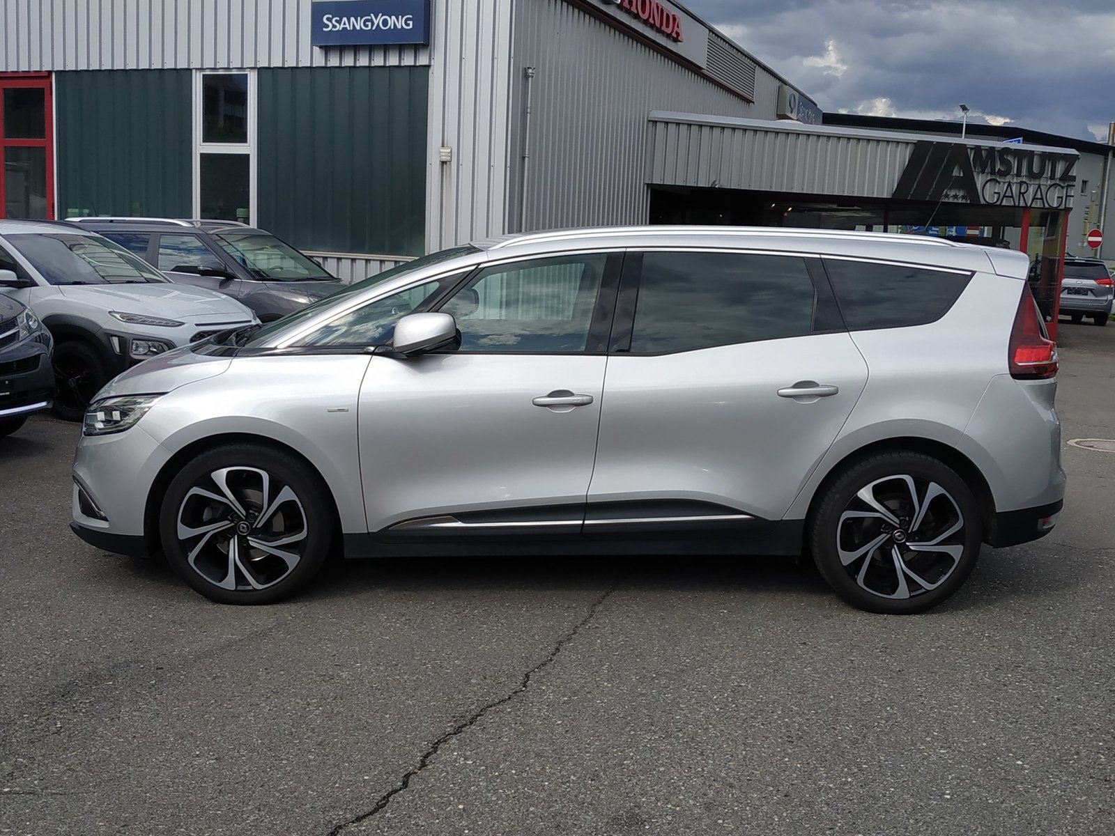 RENAULT Grand Scénic 1.6 dCi Intens EDC, Diesel, Occasion / Utilisé, Automatique - 7