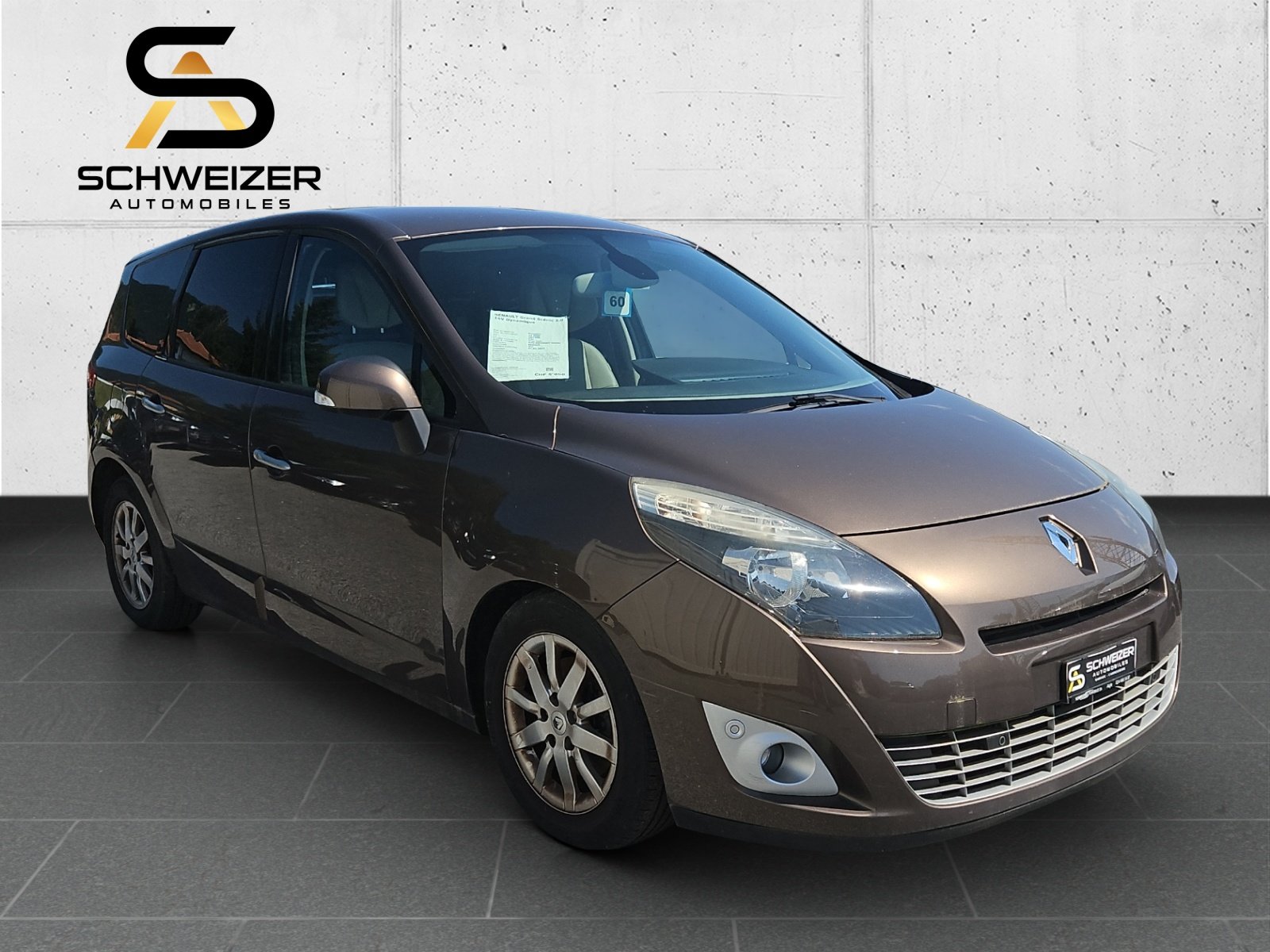 RENAULT Grand Scénic 2.0 16V Dynamique X-Tronic CVT, Petrol, Second hand / Used, Automatic - 2
