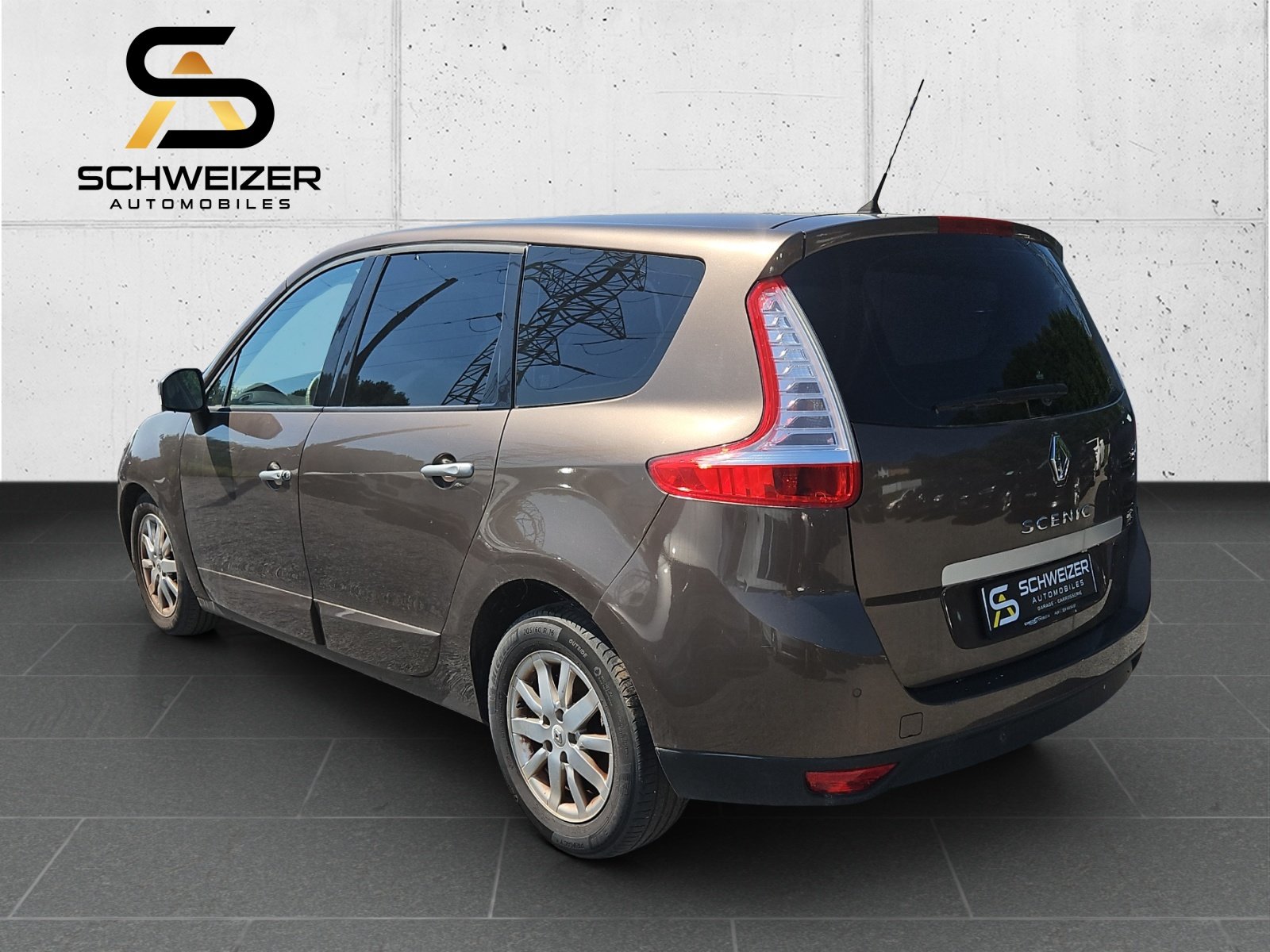 RENAULT Grand Scénic 2.0 16V Dynamique X-Tronic CVT, Petrol, Second hand / Used, Automatic - 6