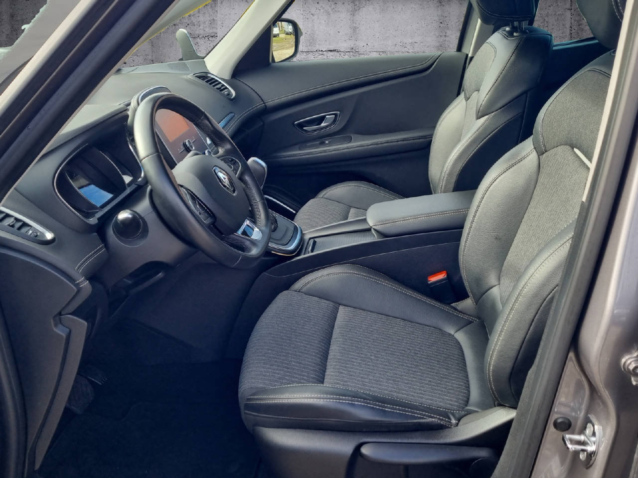 RENAULT Grand Scénic 1.3 TCe 160 Intens EDC, Essence, Occasion / Utilisé, Automatique - 6