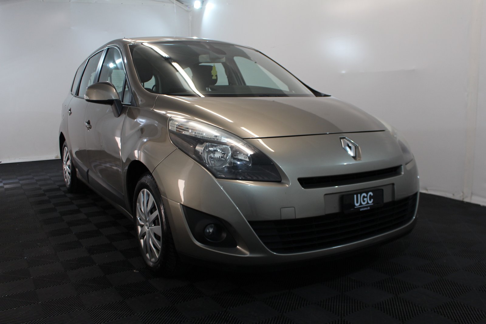 RENAULT Grand Scénic 1.6 110 Expression 5P