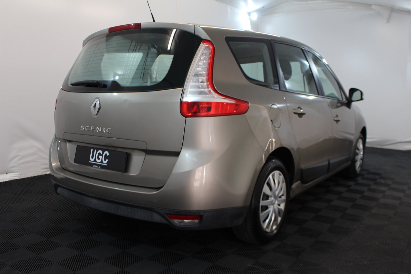 RENAULT Grand Scénic 1.6 110 Expression 5P, Benzin, Occasion / Gebraucht, Handschaltung - 6