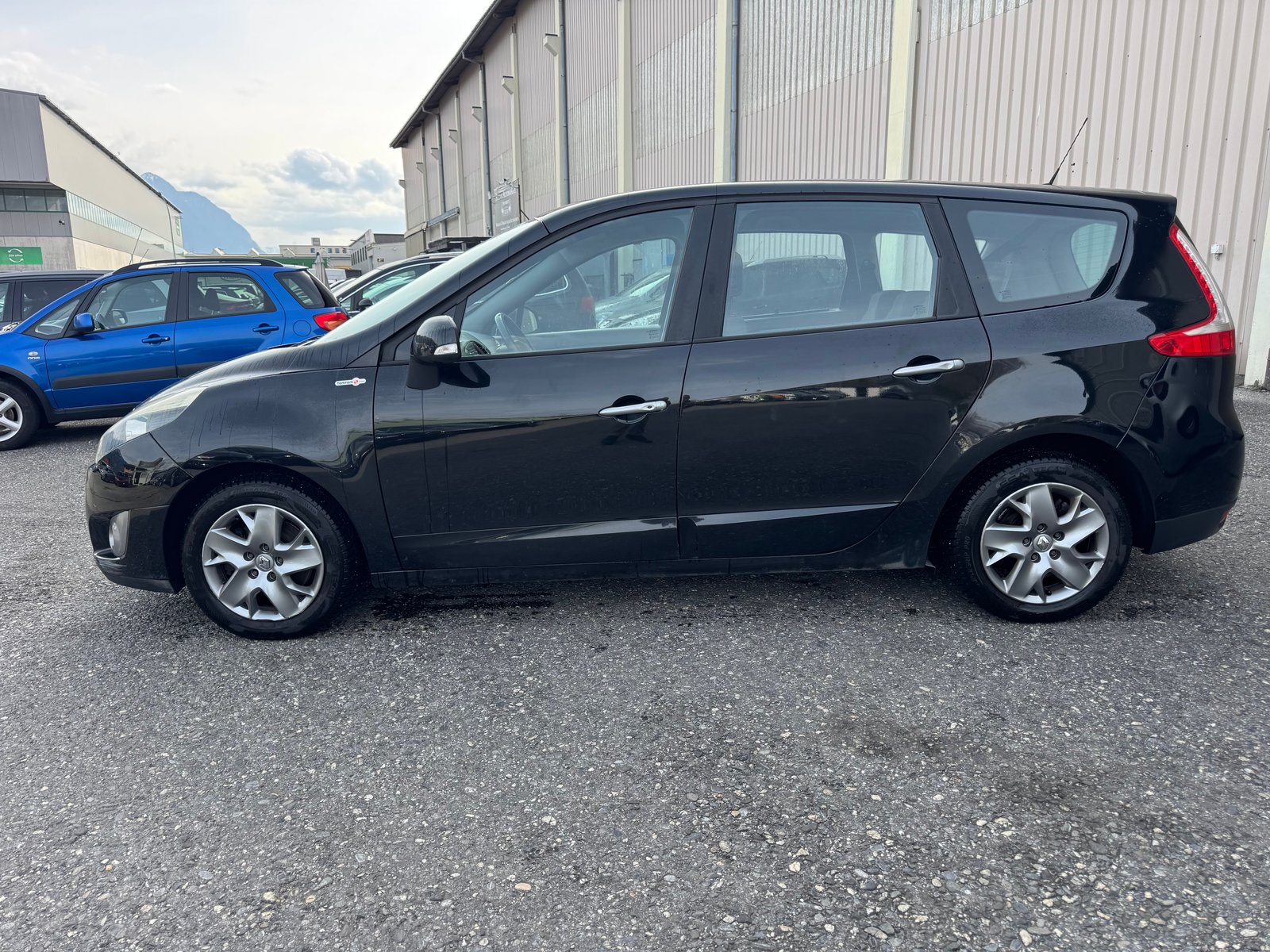 RENAULT Grand Scénic 1.9 dCi Dynamique, Diesel, Occasion / Utilisé, Manuelle - 3