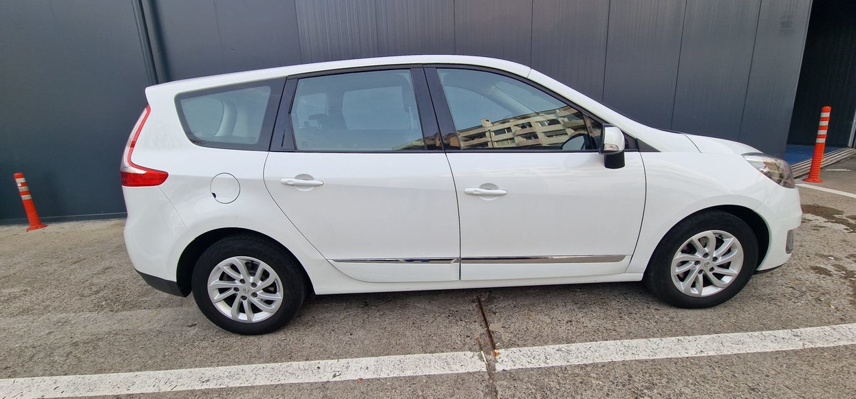 RENAULT Grand Scénic 1.5 dCi Expression EDC, Diesel, Second hand / Used, Automatic - 6