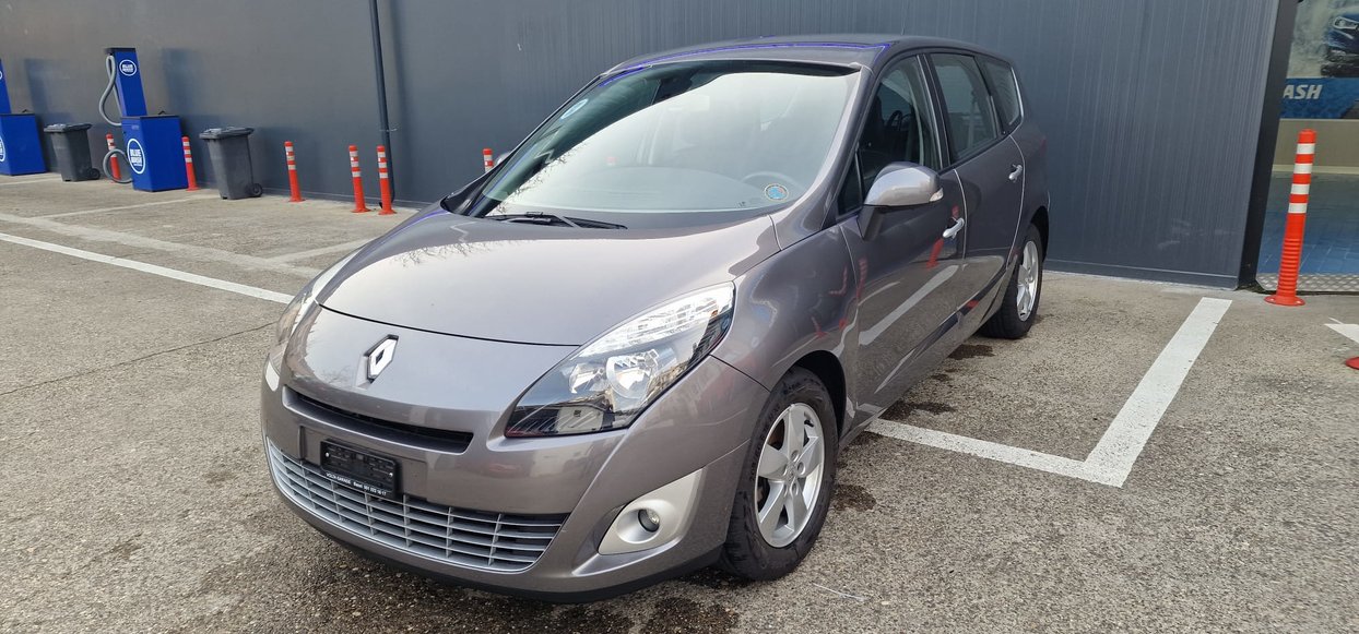 RENAULT Grand Scénic 2.0 16V Privilège X-Tronic CVT, Petrol, Second hand / Used, Automatic - 7