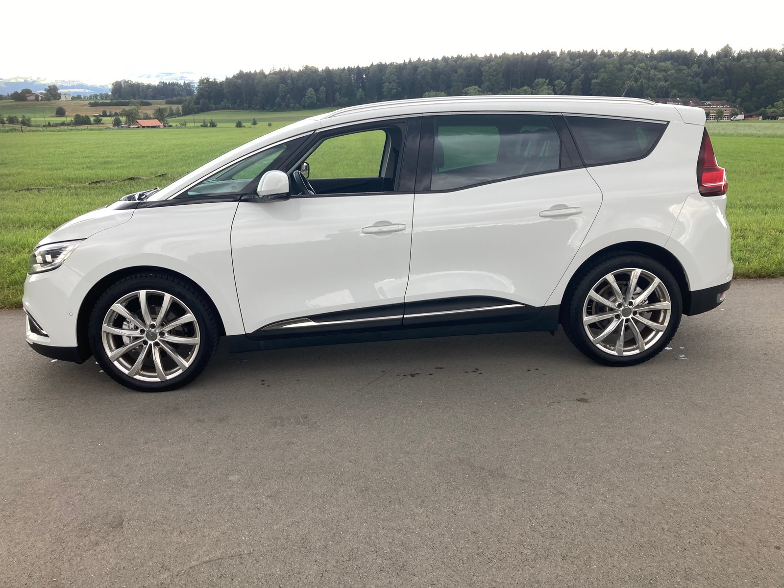 RENAULT Grand Scénic 1.5 dCi Intens EDC, Diesel, Occasion / Utilisé, Automatique - 5