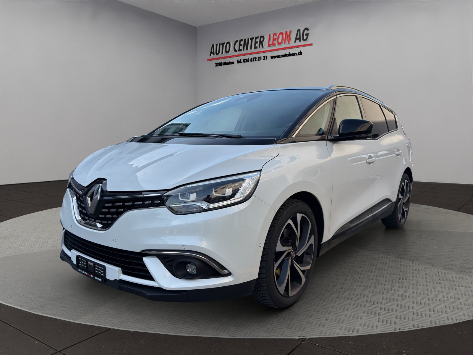 RENAULT Grand Scénic 1.8 dCi Initiale Paris EDC, Diesel, Occasion / Utilisé, Automatique - 2