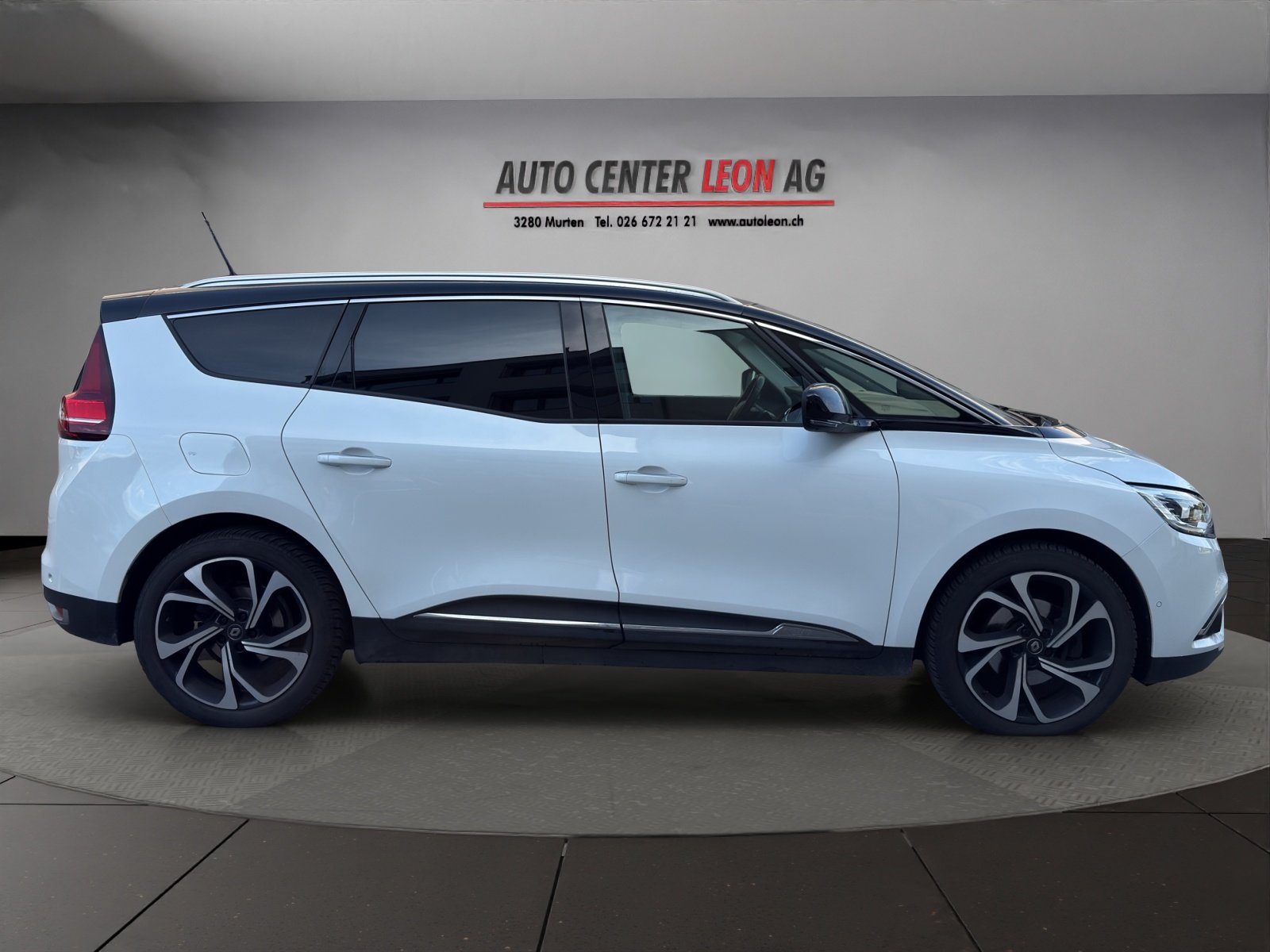 RENAULT Grand Scénic 1.8 dCi Initiale Paris EDC, Diesel, Occasion / Utilisé, Automatique - 7