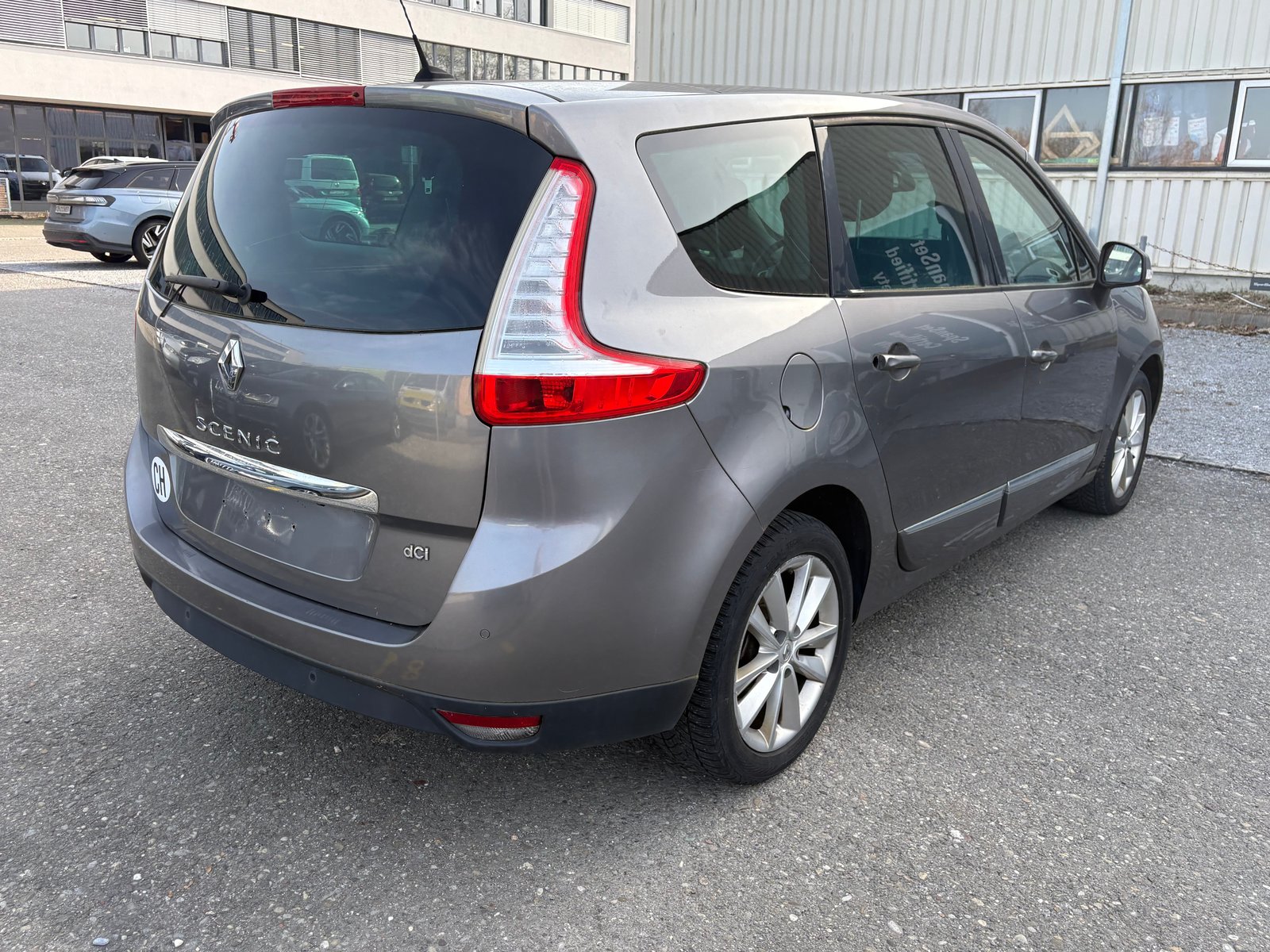 RENAULT Grand Scénic 2.0 dCi Bose Automatic (Einspritzdüse, Diesel, Second hand / Used, Automatic - 6