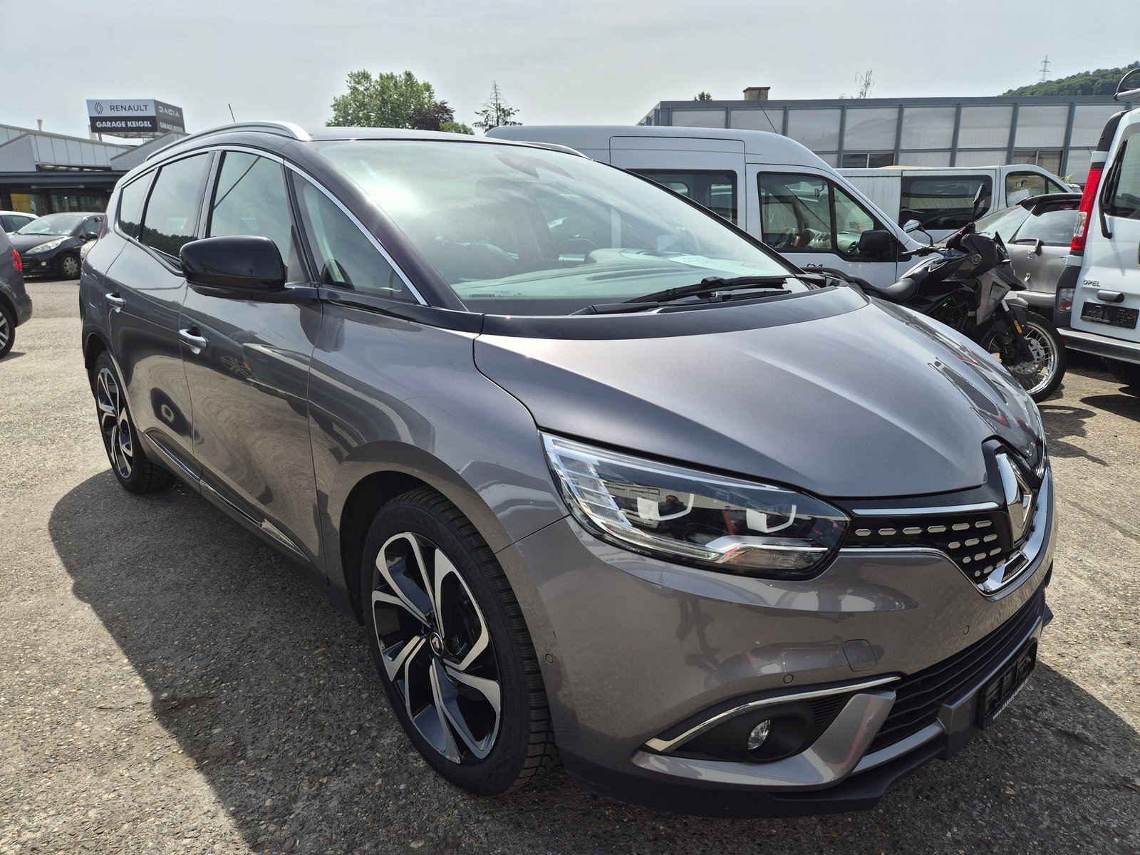 RENAULT Grand Scénic 1.3 16V Turbo Initiale Paris EDC, Petrol, Second hand / Used, Automatic - 2