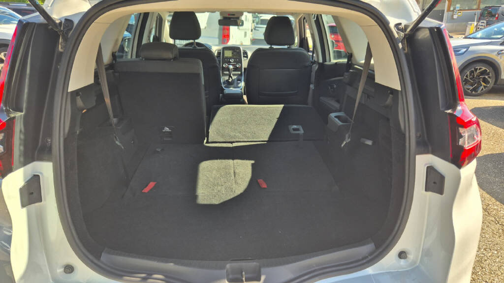 RENAULT Grand Scénic 1.3 TCe 140 Zen EDC, Benzin, Occasion / Gebraucht, Automatik - 6