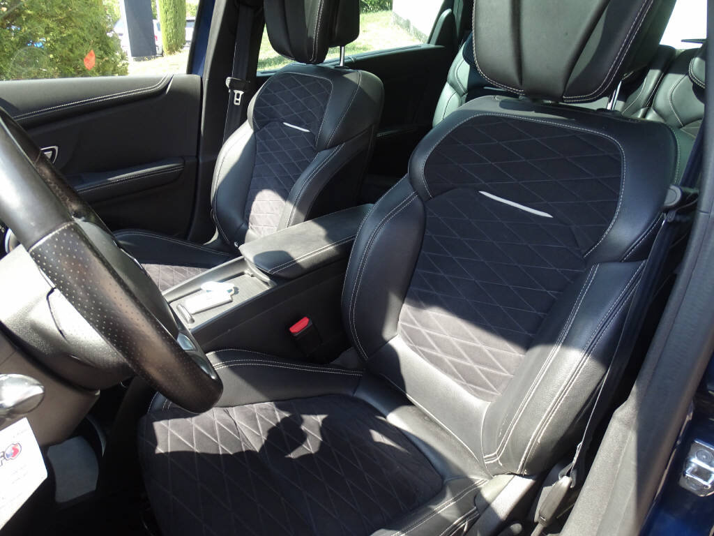 RENAULT Grand Scénic 1.3 TCe 160 Black, Essence, Occasion / Utilisé, Automatique - 5
