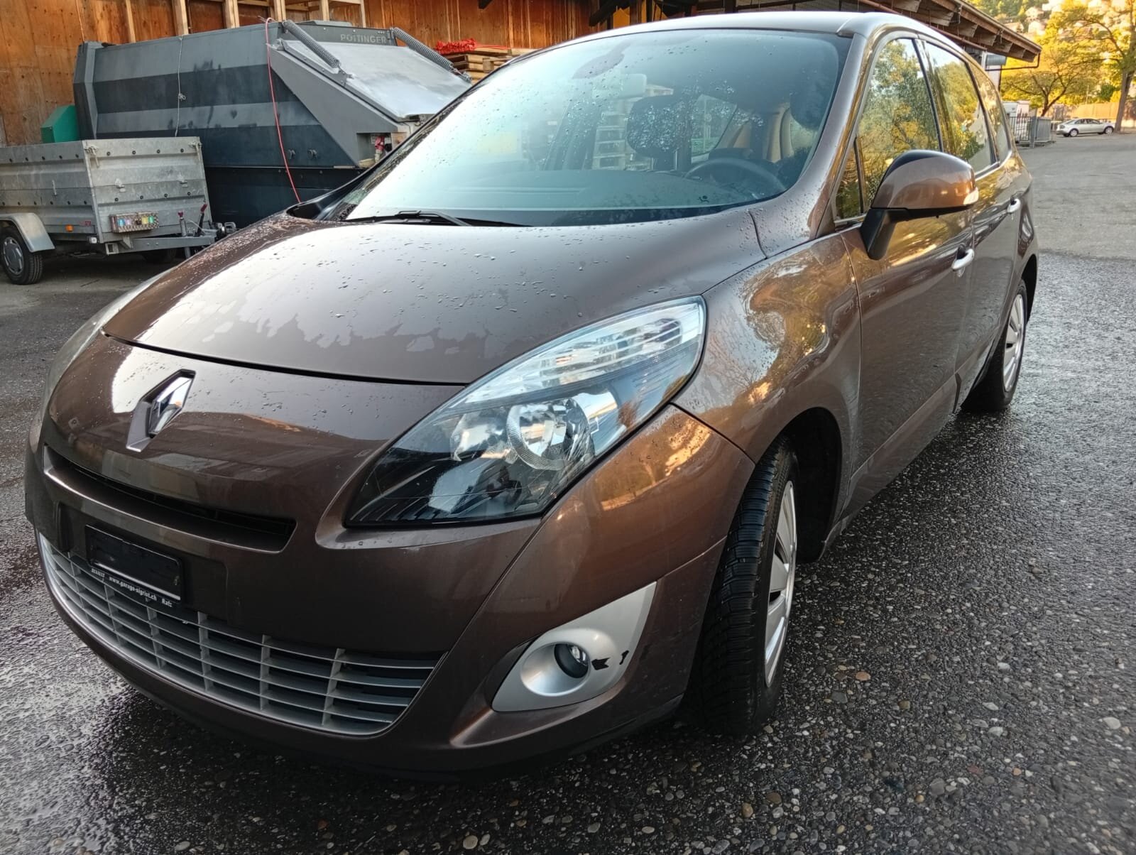 RENAULT Grand Scénic 2.0 16V Expression X-Tronic CVT, Benzin, Occasion / Gebraucht, Automatik - 4