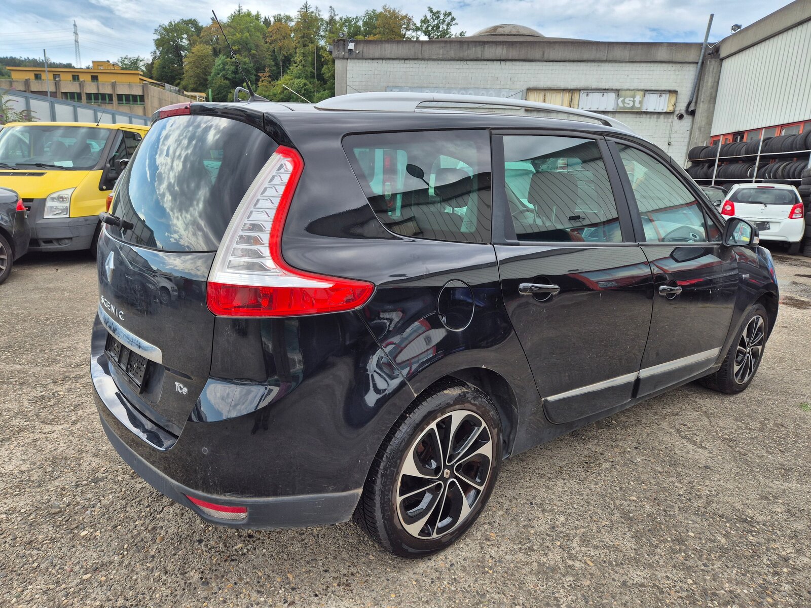 RENAULT Grand Scénic 1.2 16V Turbo Swiss Edition, Essence, Occasion / Utilisé, Manuelle - 5