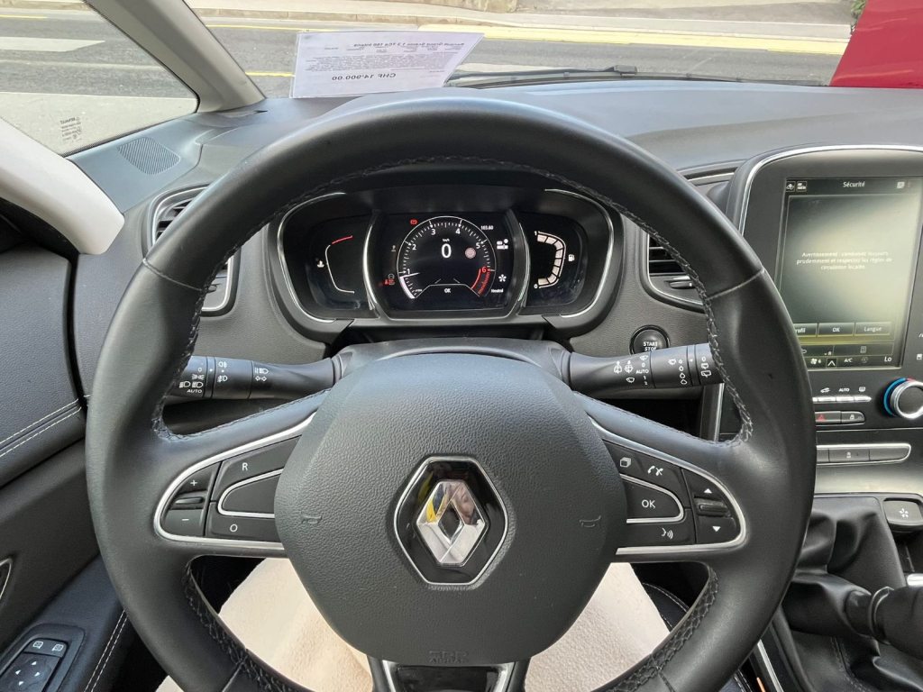 RENAULT GRAND SCéNIC 1.3 TCe 160 Intens PF, Essence, Occasion / Utilisé, Manuelle - 5