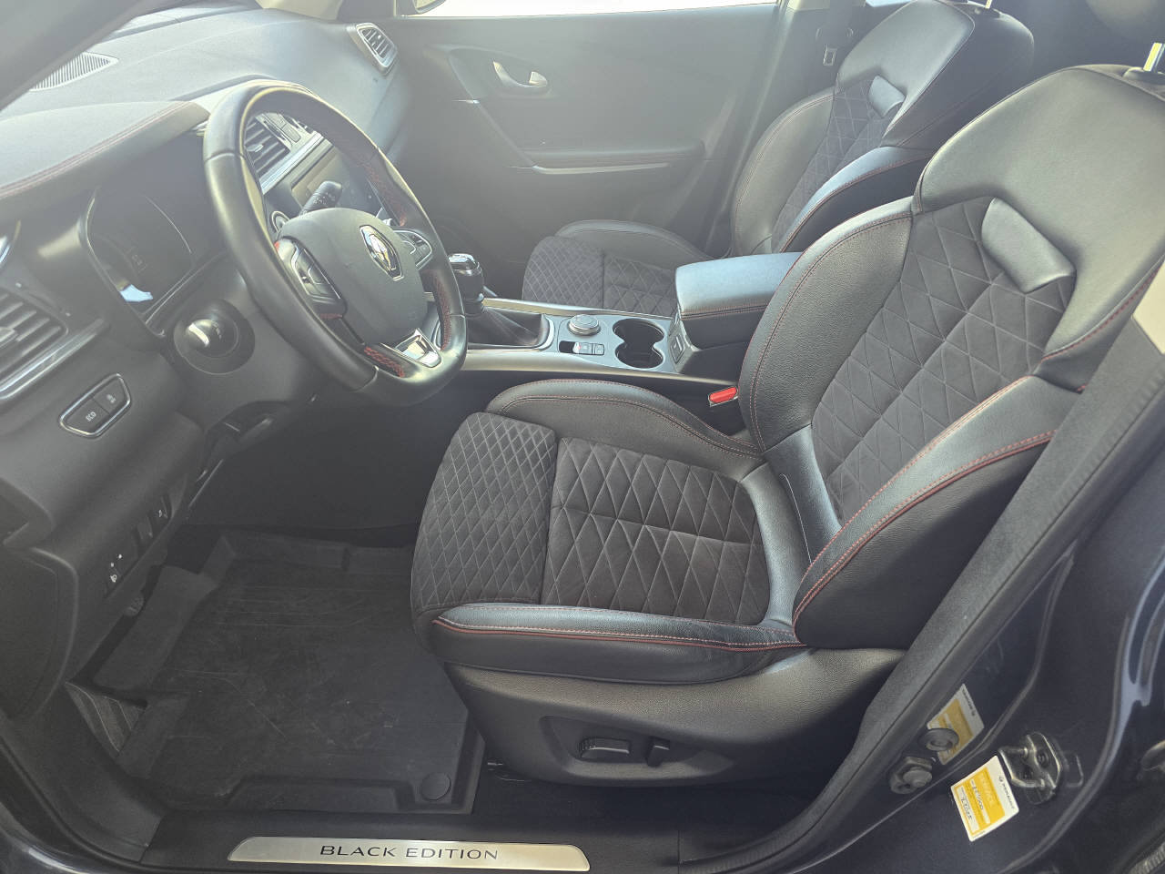 RENAULT Kadjar 1.8 Blue dCi Black Edition 4WD, Diesel, Second hand / Used, Manual - 6