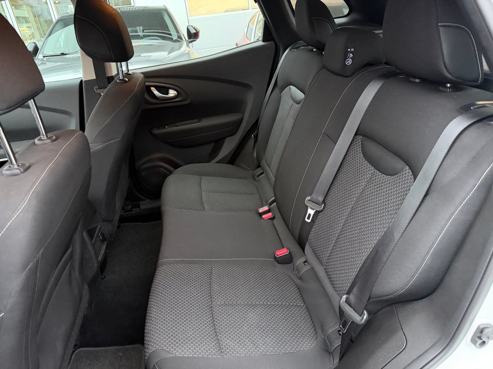 RENAULT Kadjar 1.3 TCe Zen, Benzina, Occasioni / Usate, Manuale - 7