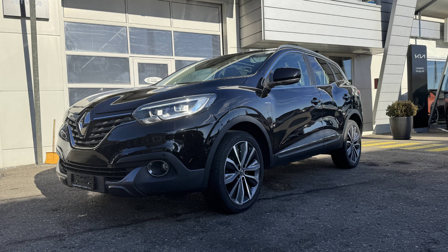RENAULT Kadjar 1.2 TCe Bose, Petrol, Second hand / Used, Manual - 2