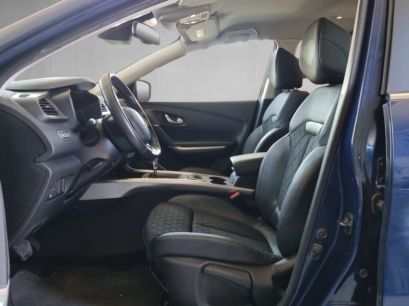 RENAULT Kadjar 1.3 TCe 160 Intens EDC, Benzin, Occasion / Gebraucht, Automatik - 7