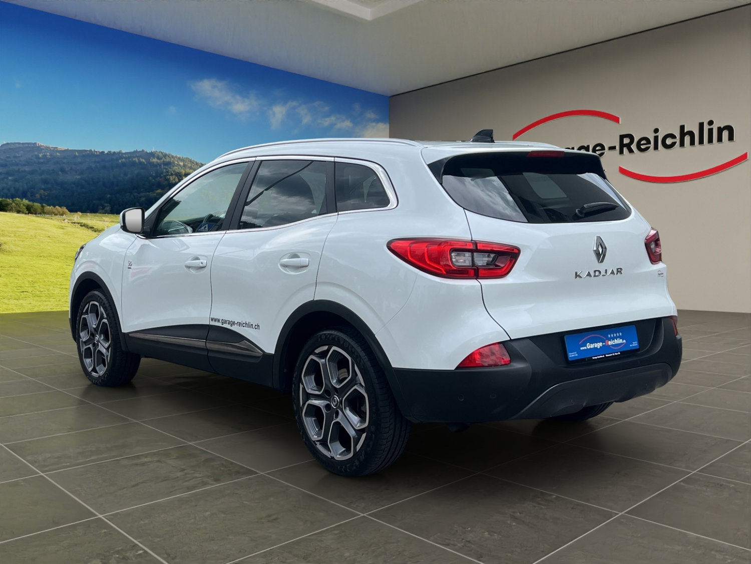 RENAULT Kadjar 1.2 TCe 90th Anniv. EDC, Petrol, Second hand / Used, Automatic - 3