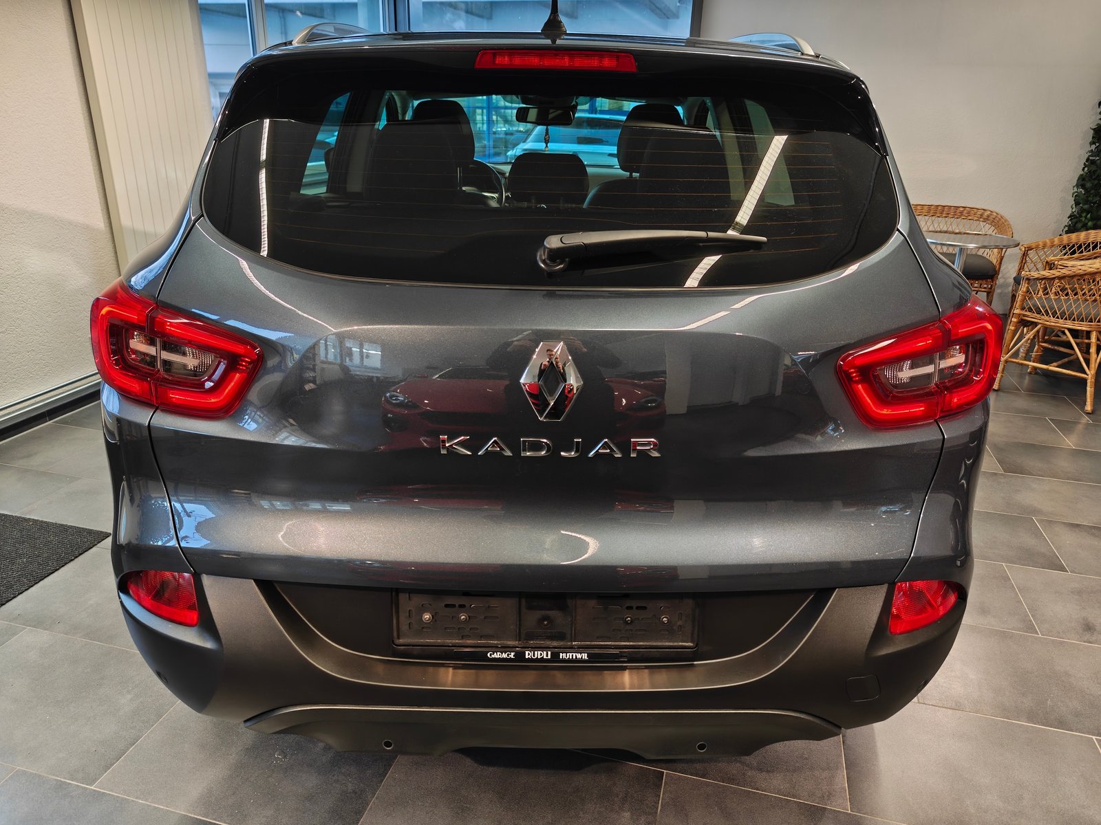 RENAULT Kadjar 1.2 16V Turbo Swiss Edition EDC, Petrol, Second hand / Used, Automatic - 6