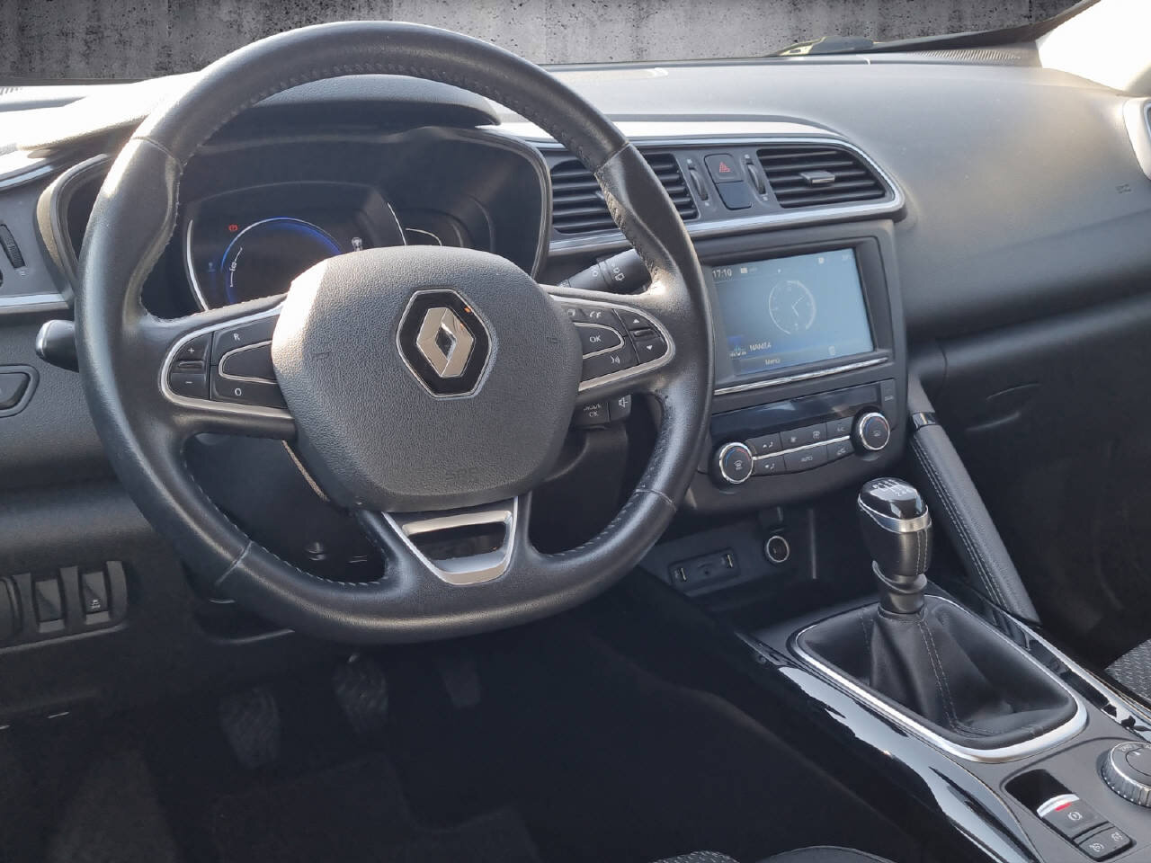 RENAULT Kadjar 1.6 dCi Conquest 4WD, Diesel, Occasion / Utilisé, Manuelle - 7