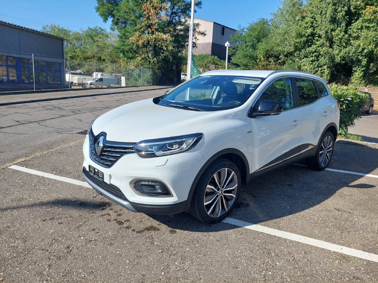 RENAULT Kadjar 1.3 TCe 160 Intens EDC, Petrol, Second hand / Used, Automatic - 3