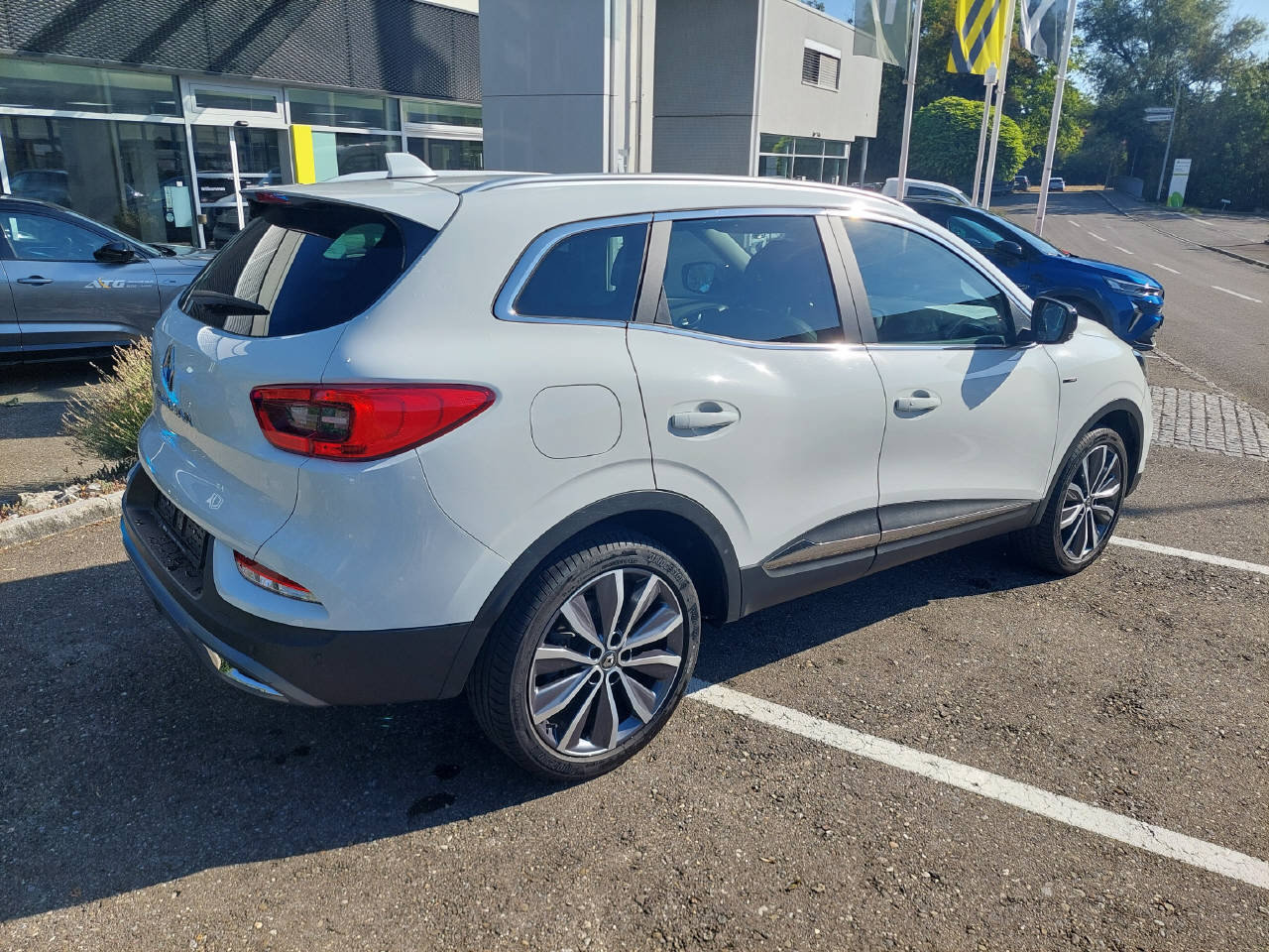 RENAULT Kadjar 1.3 TCe 160 Intens EDC, Petrol, Second hand / Used, Automatic - 5