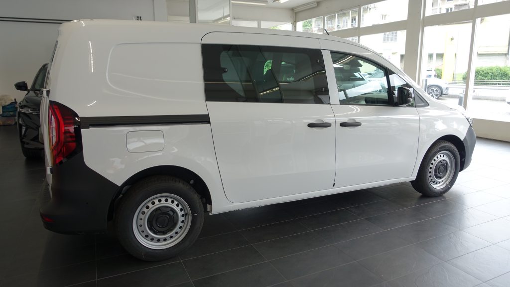RENAULT Kangoo Van L2 E-Tech Electric EV45 22kW Extra, Électrique, Voiture nouvelle, Automatique - 4