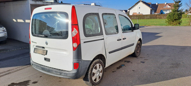 RENAULT Kangoo 1.5 dCi Authent., Diesel, Occasion / Gebraucht, Handschaltung - 4