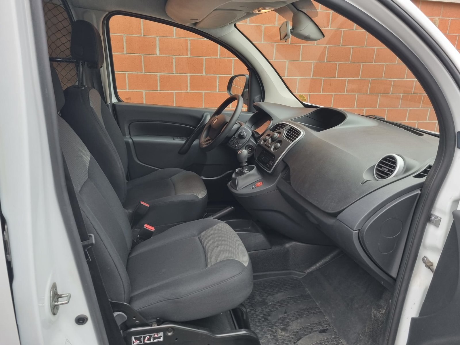 RENAULT Kangoo Maxi dCi 115 ENERGY Business 2 Pl./2 pl., Diesel, Occasion / Gebraucht, Handschaltung - 5
