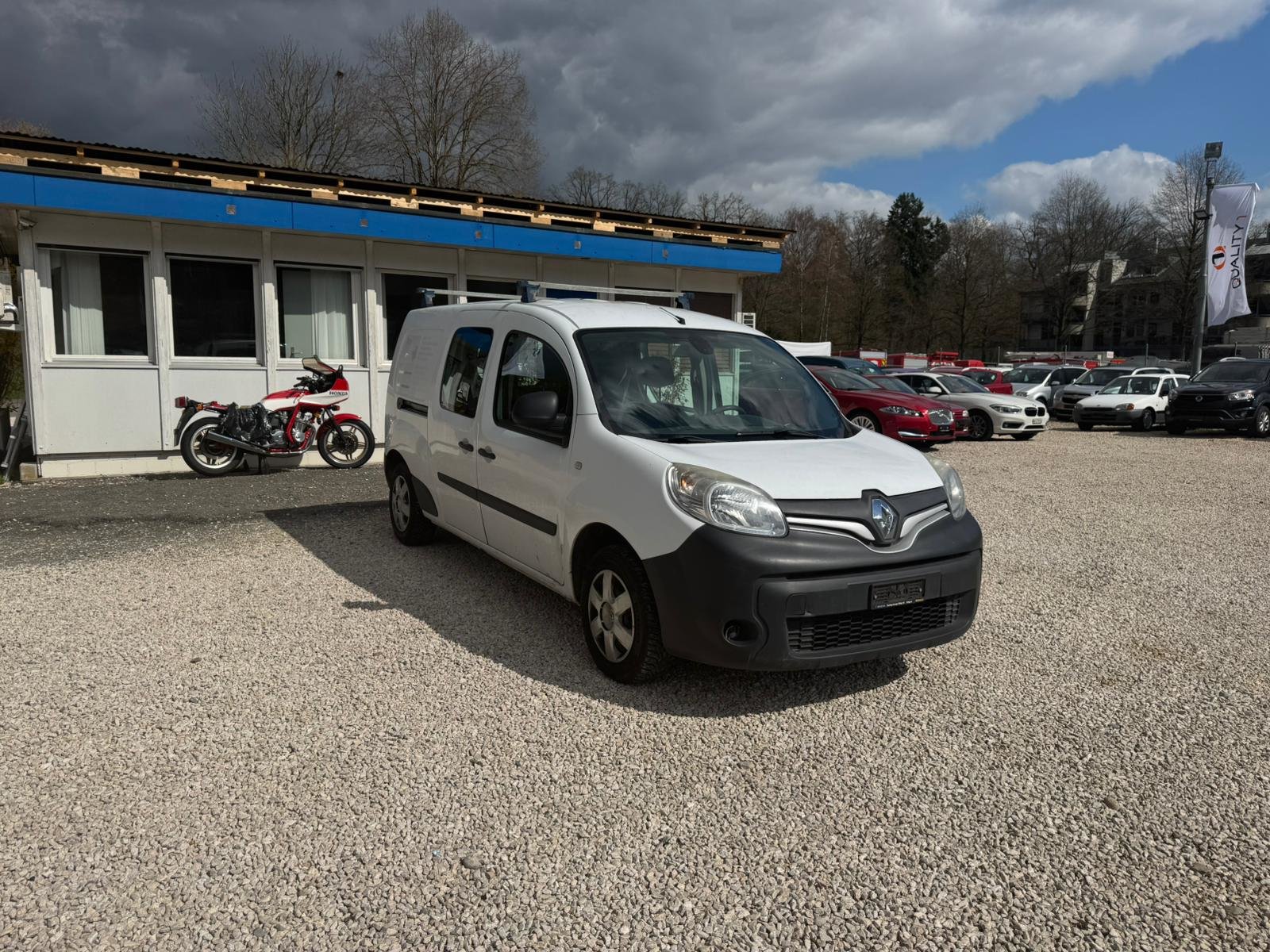 RENAULT Kangoo Maxi dCi 110 Business 5 Plätze / 5 places, Diesel, Occasion / Gebraucht, Handschaltung - 3