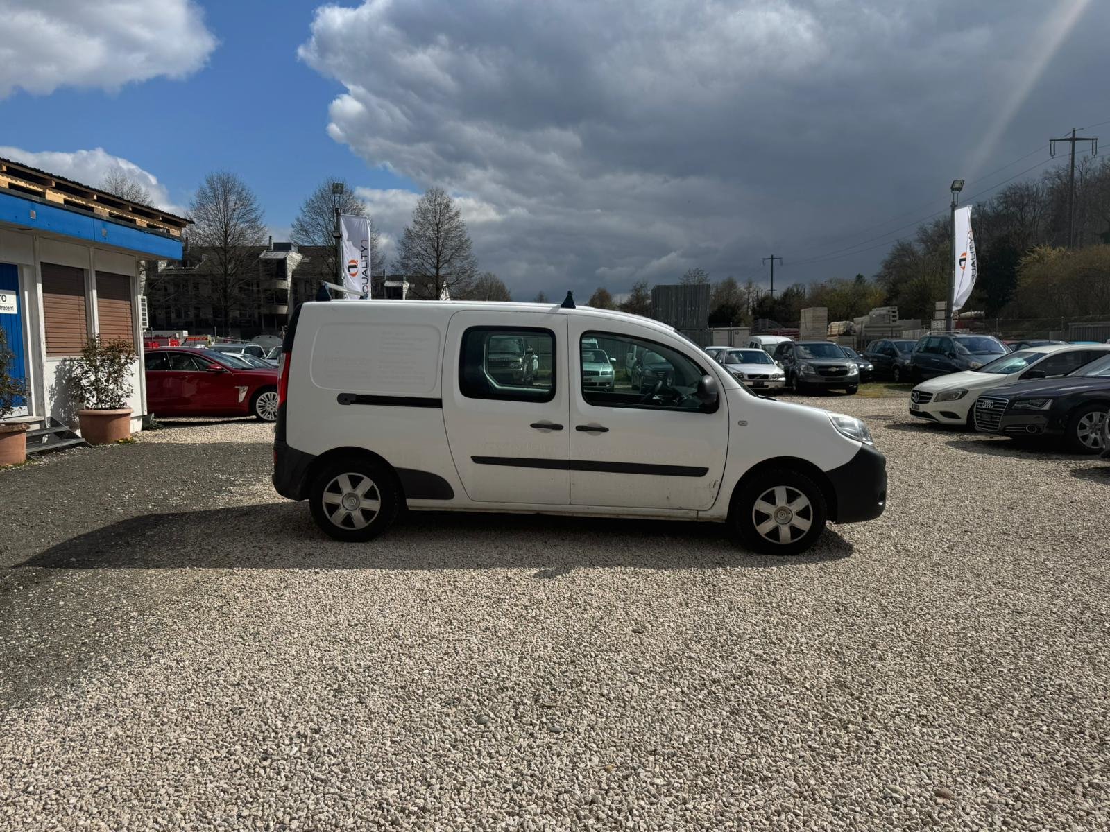 RENAULT Kangoo Maxi dCi 110 Business 5 Plätze / 5 places, Diesel, Occasion / Gebraucht, Handschaltung - 4