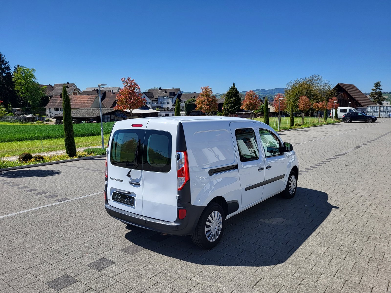 RENAULT Kangoo Maxi, Diesel, Occasion / Gebraucht, Handschaltung - 2