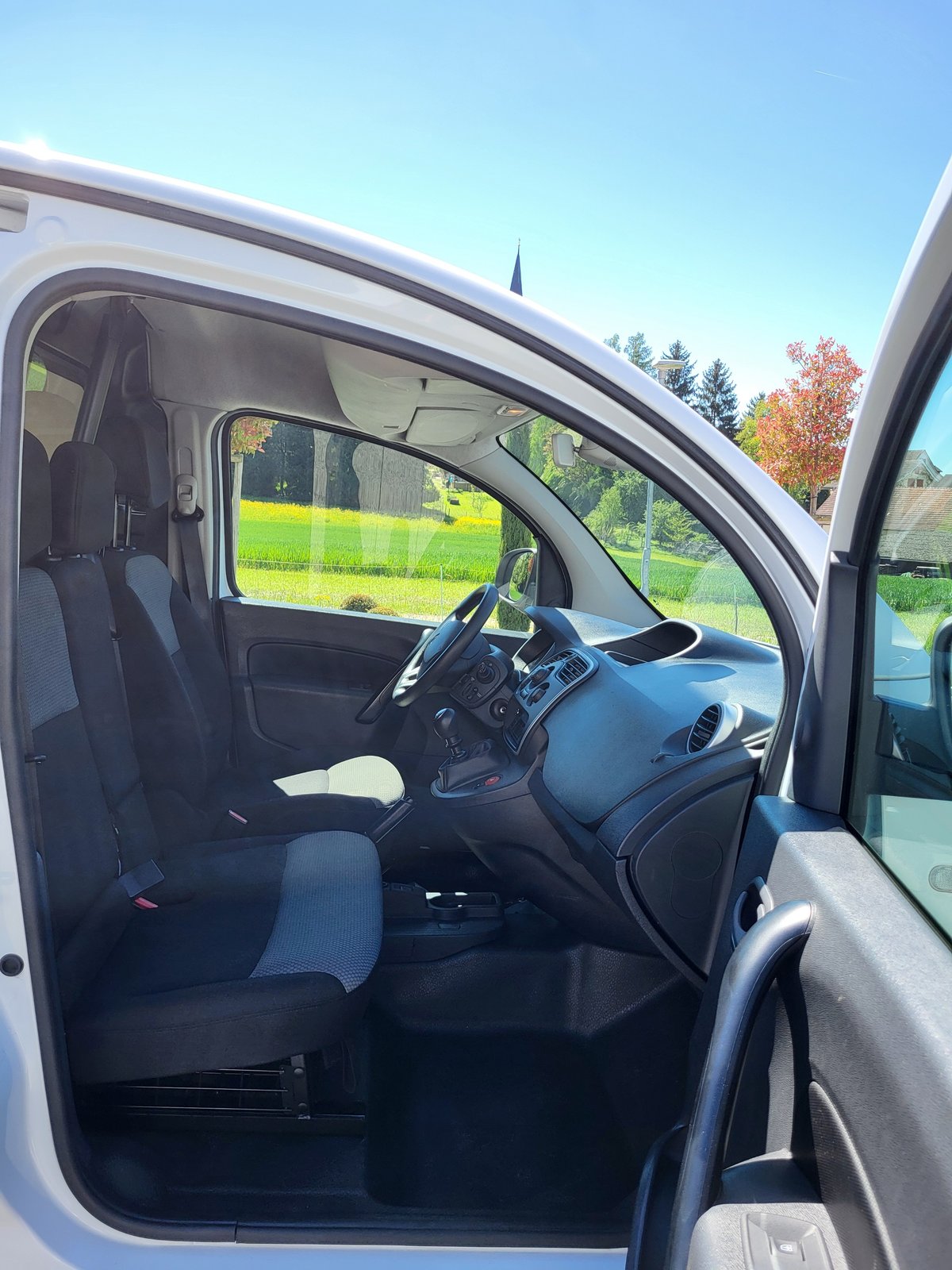 RENAULT Kangoo Maxi, Diesel, Occasion / Gebraucht, Handschaltung - 5