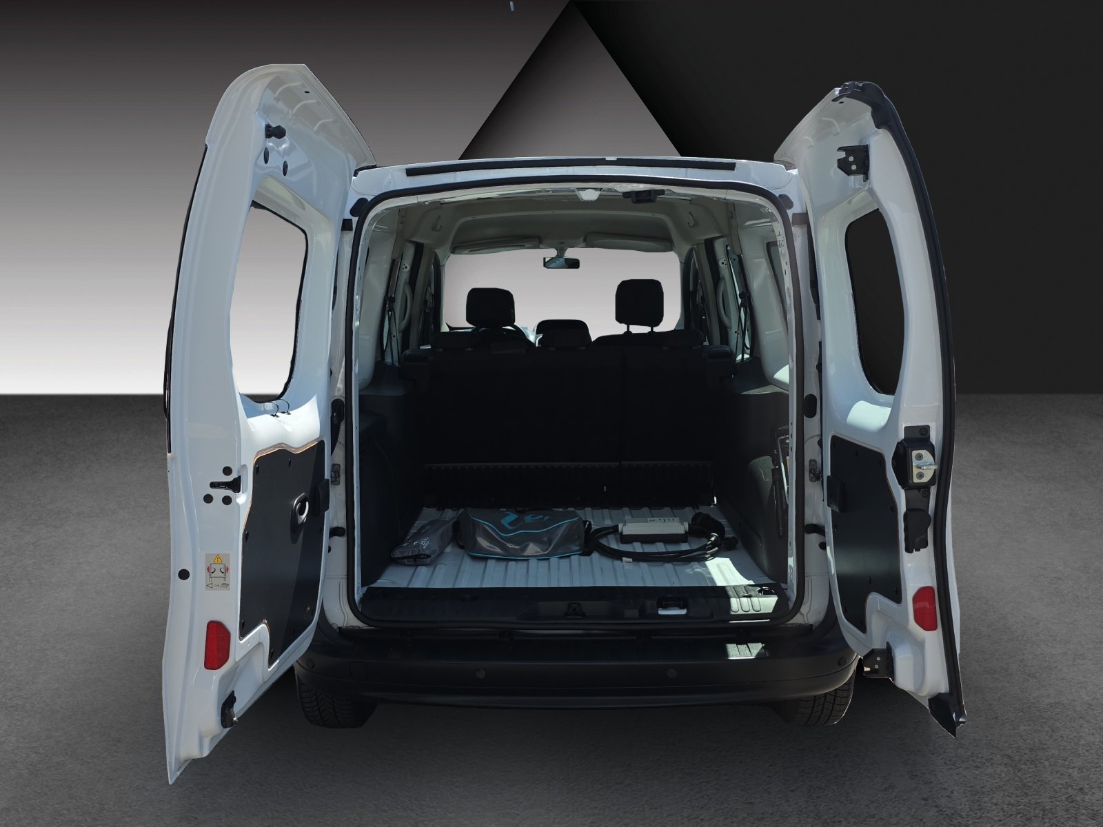 RENAULT Kangoo Maxi Z.E. 33 R60 Access 5 Plätze, Électrique, Occasion / Utilisé, Automatique - 6