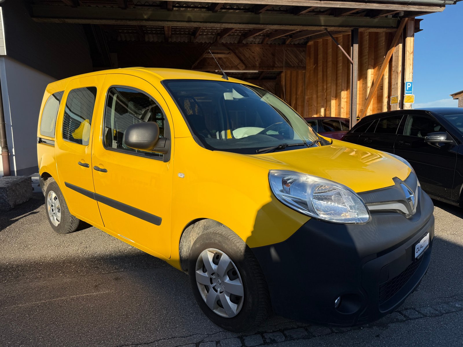 RENAULT Kangoo Medium dCi 115 ENERGY Business ** Frisch ab MFK ** Ne, Diesel, Second hand / Used, Manual - 2