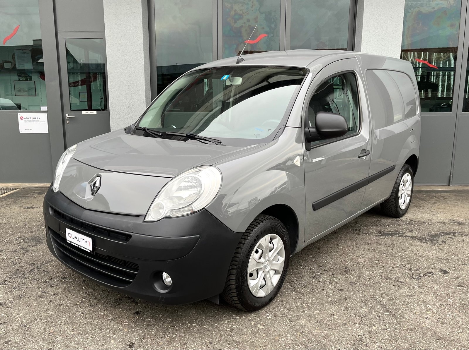 RENAULT Kangoo 1.6 105, Essence, Occasion / Utilisé, Manuelle - 3