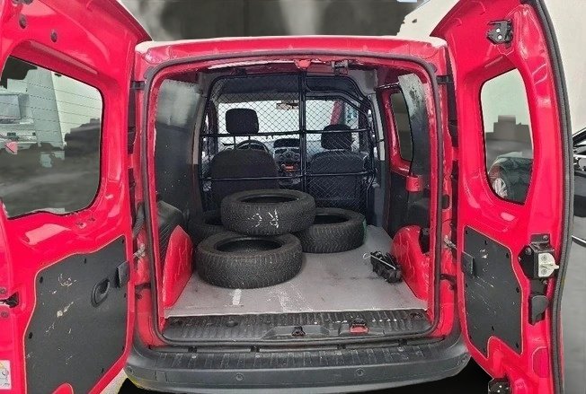 RENAULT Kangoo Medium dCi 90 ENERGY Business, Diesel, Second hand / Used, Manual - 4