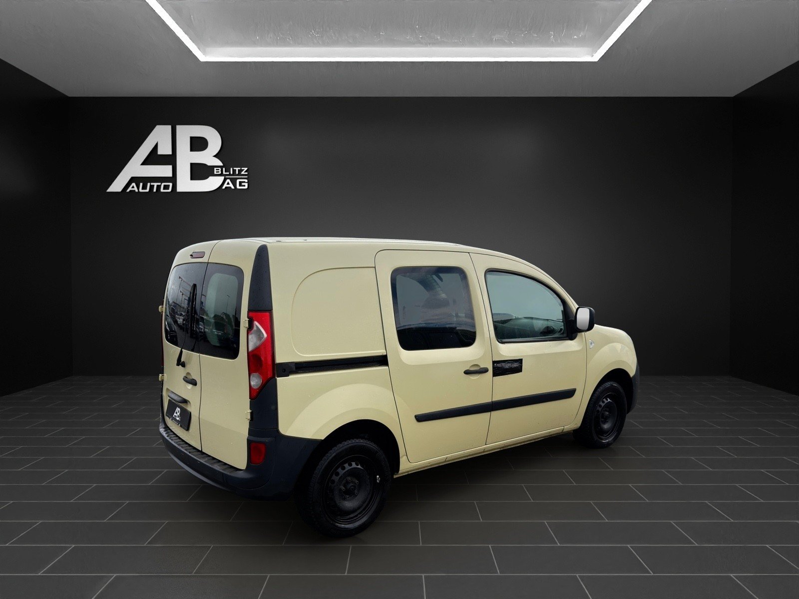 RENAULT Kangoo dCi 85, Diesel, Second hand / Used, Manual - 5