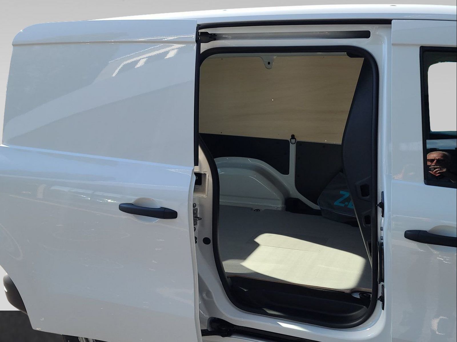 RENAULT Kangoo Van EXTRA EV45 22kW, Electric, Ex-demonstrator, Automatic - 6
