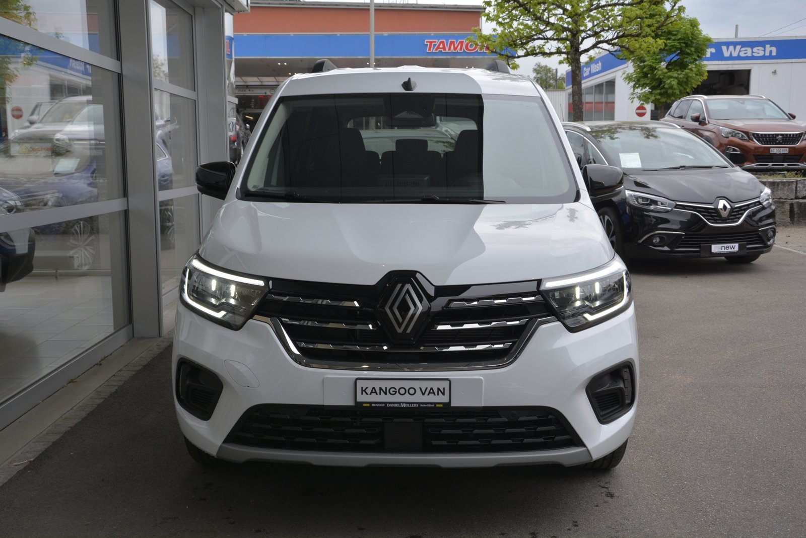 RENAULT GRAND KANGOO techno 1.3 TCe 130 PF EDC, Petrol, New car, Automatic - 2