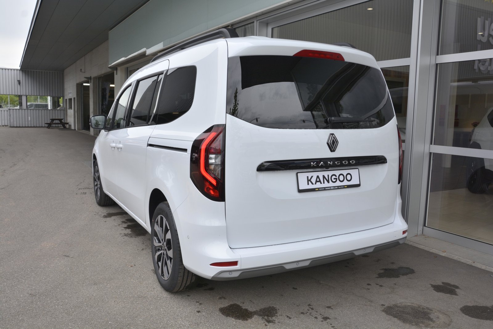 RENAULT GRAND KANGOO techno 1.3 TCe 130 PF EDC, Petrol, New car, Automatic - 4
