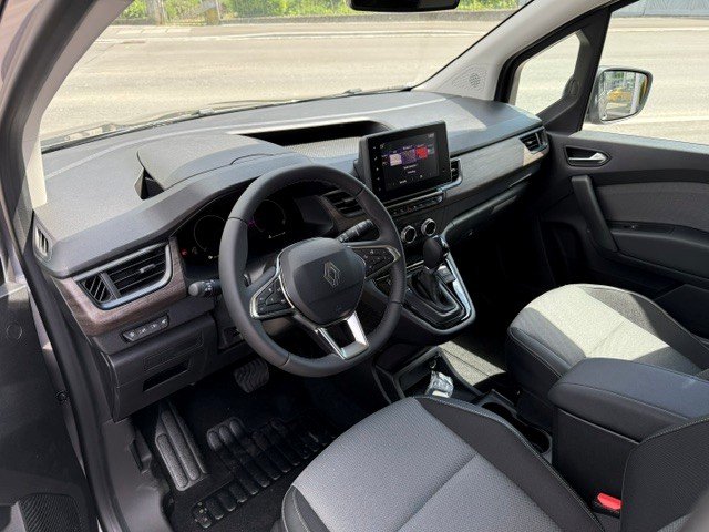 RENAULT Grand Kangoo Kombi 1.3 TCe 130 techno, Petrol, New car, Automatic - 5