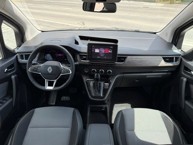 RENAULT Grand Kangoo Kombi 1.3 TCe 130 techno, Petrol, New car, Automatic - 6
