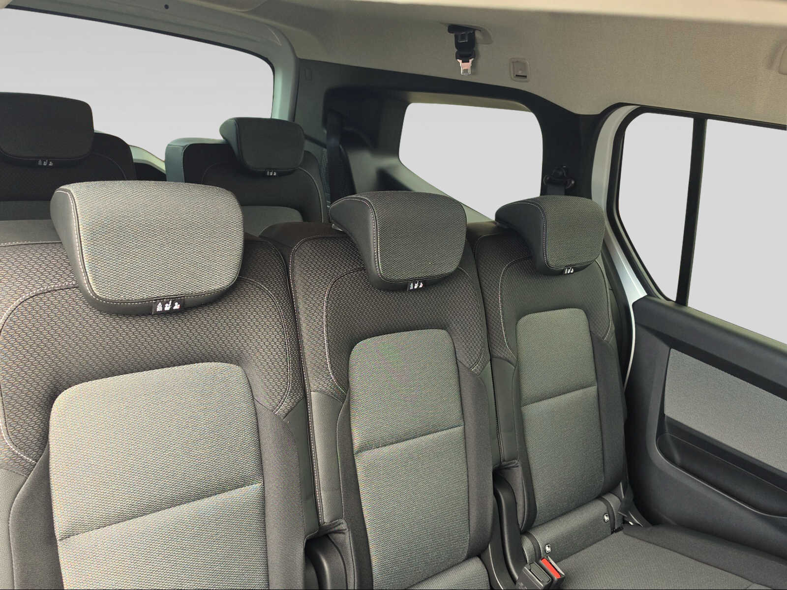 RENAULT Gr. Kangoo techno 1.3 TCe EDC, Petrol, New car, Automatic - 6
