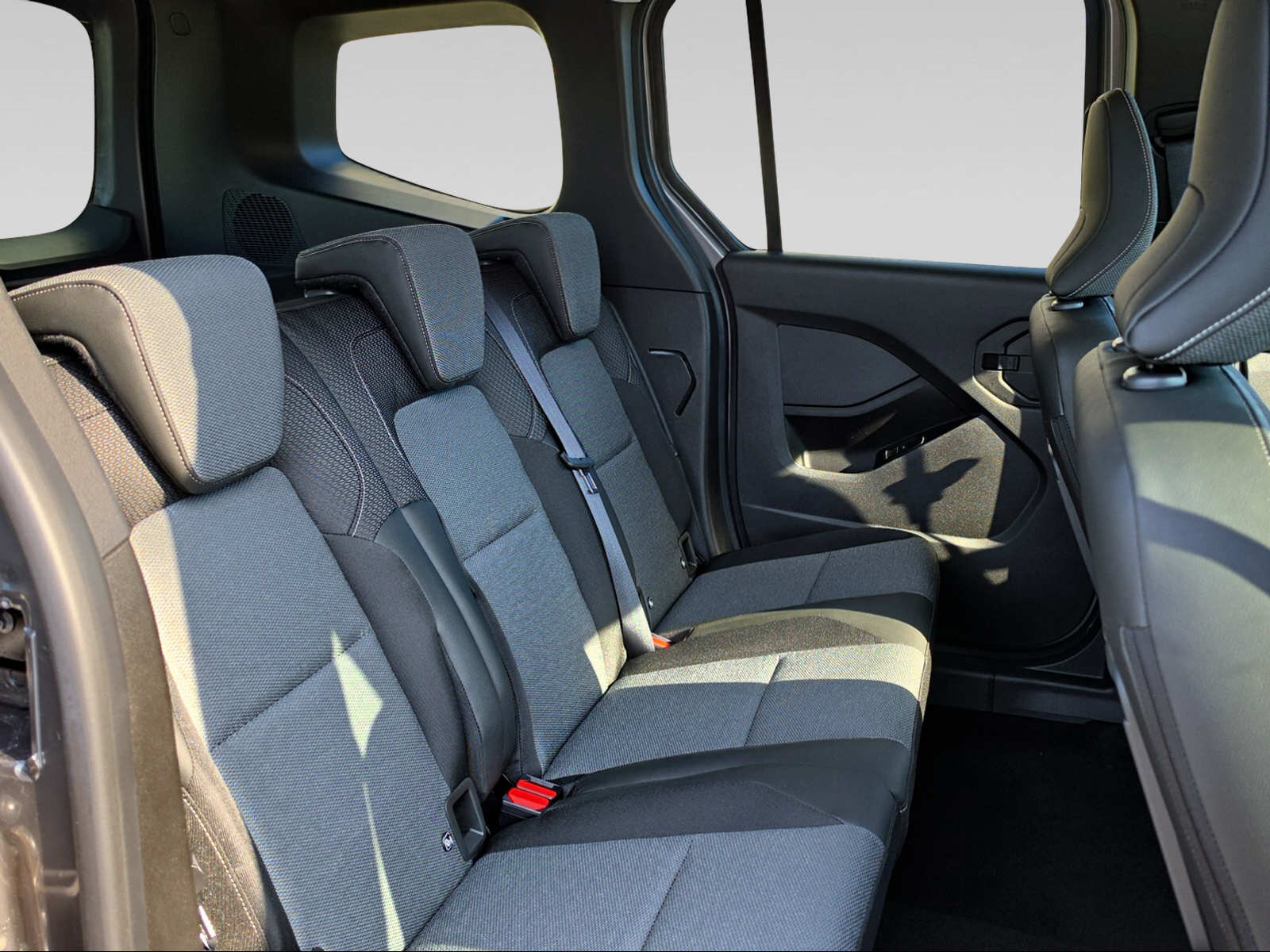 RENAULT Kangoo techno 1,3 TCe 130 EDC, Petrol, New car, Automatic - 6