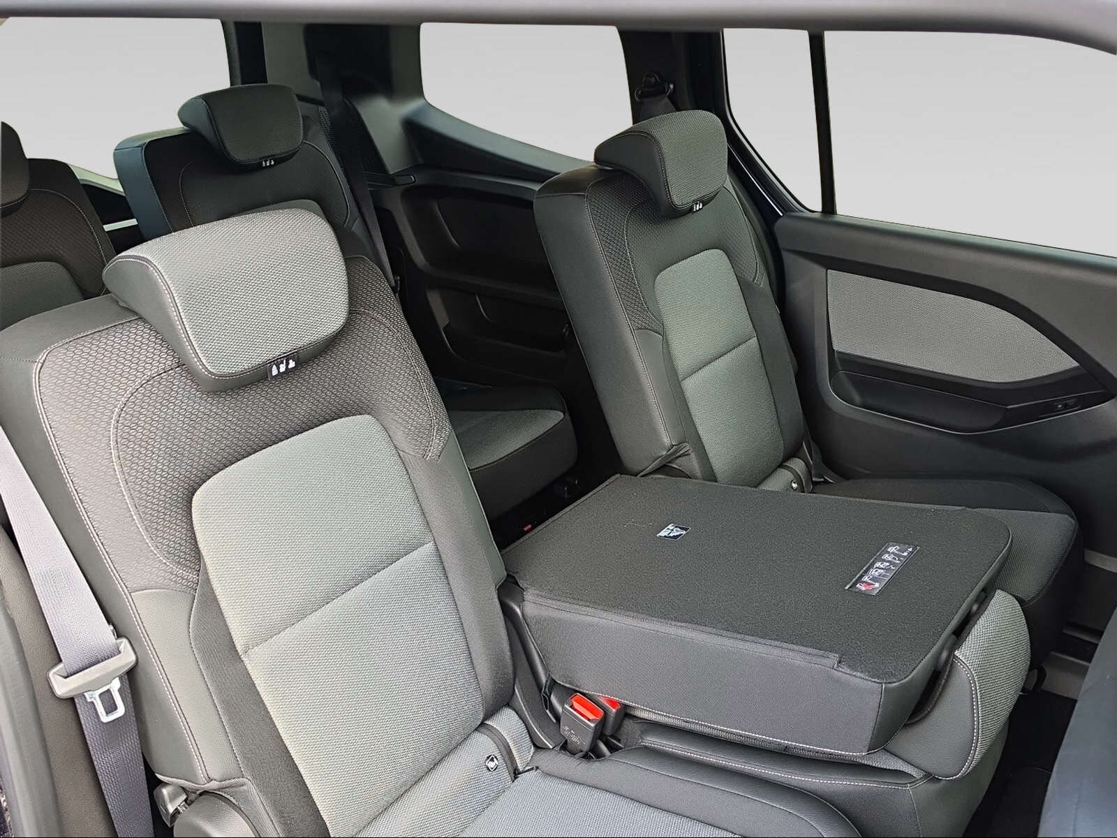 RENAULT Gr. Kangoo techno 1.3 TCe EDC, Benzin, Neuwagen, Automatik - 6