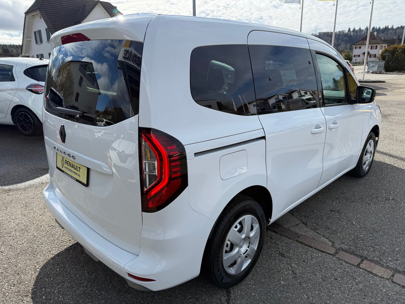 RENAULT Kangoo 1.3 TCe 100 PF Equilibre, Benzin, Occasion / Gebraucht, Handschaltung - 6